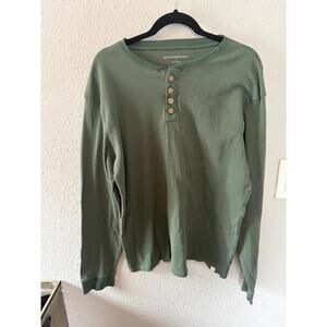 Men's Burts Bees Baby Ribbed Henley top size L. 98% organic cotton. One run on b